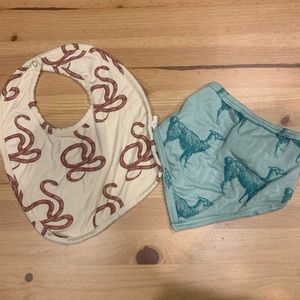 Kate Quinn Bibs Set of 2